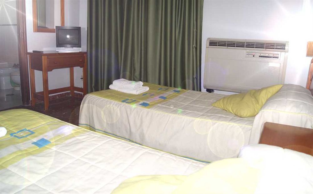 Hotel Al-Andalus Peal, En Cazorla Comarca Peal De Becerro 外观 照片