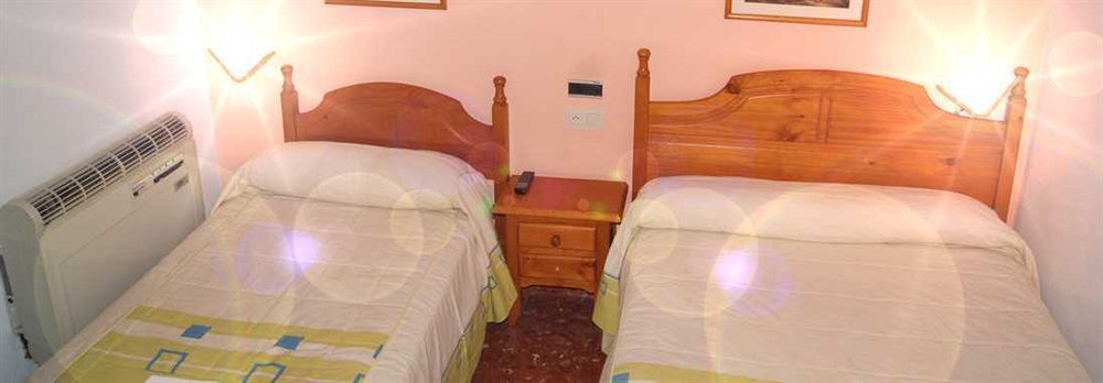 Hotel Al-Andalus Peal, En Cazorla Comarca Peal De Becerro 外观 照片
